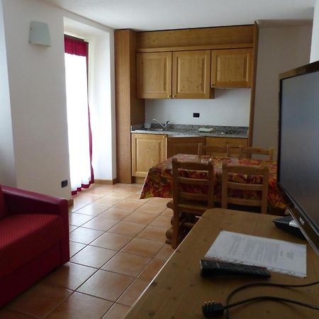 מאדסימו Residence Deborah מראה חיצוני תמונה