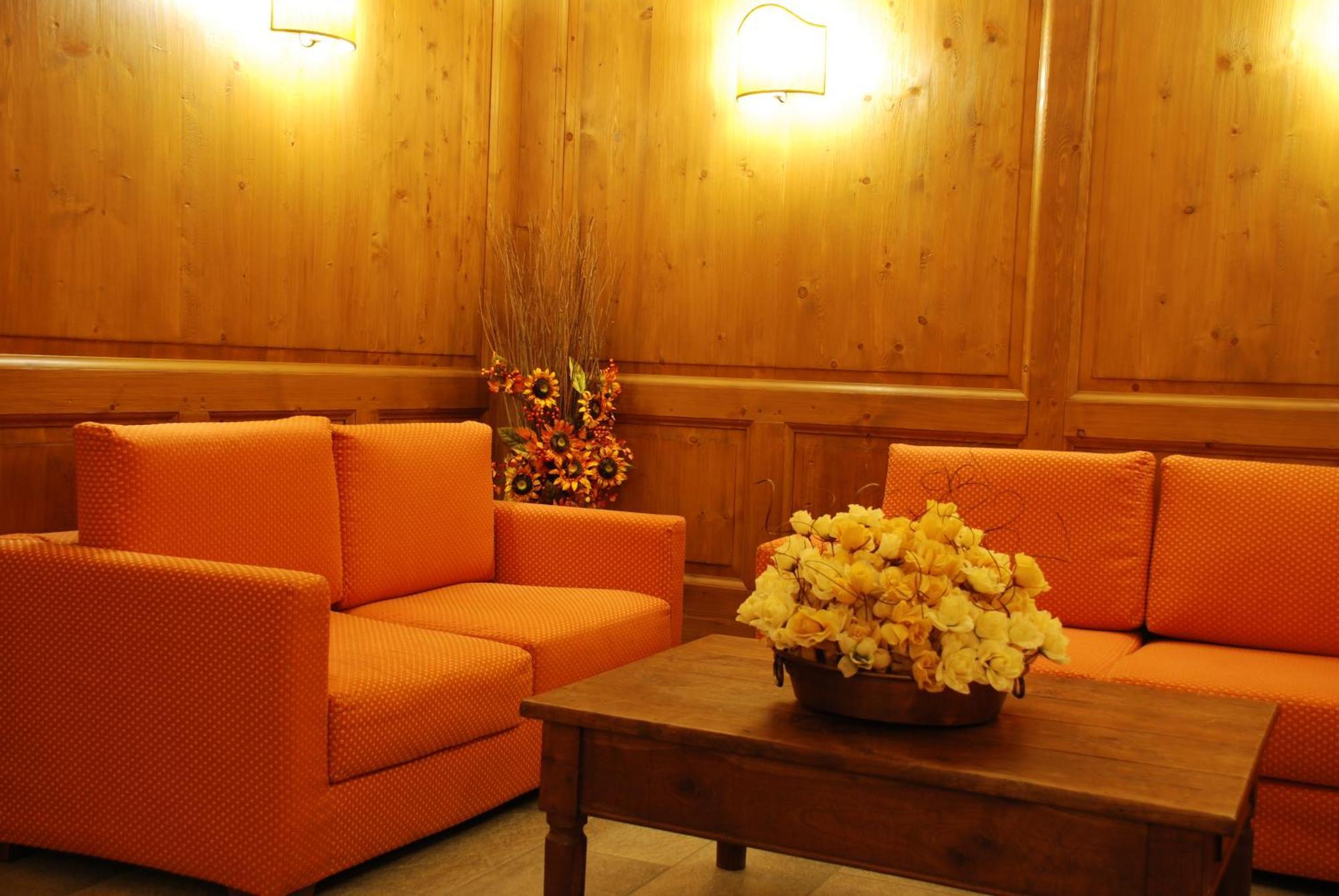 מאדסימו Residence Deborah מראה חיצוני תמונה